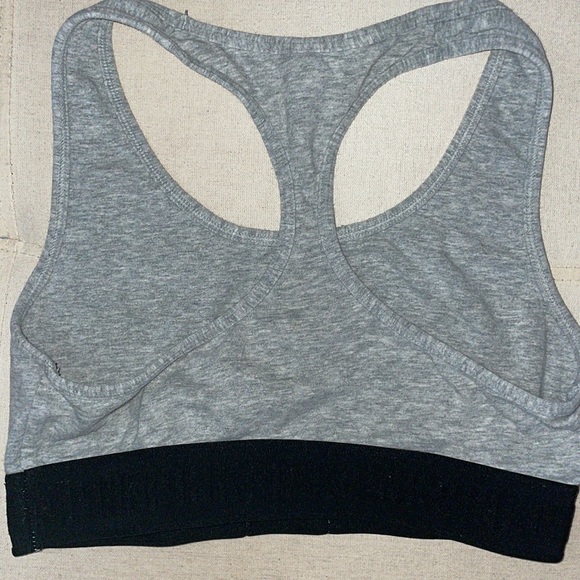 âď¸2 Victoriaâs Secret Racerback Sports Bras, Size Small - Picture 7 of 10